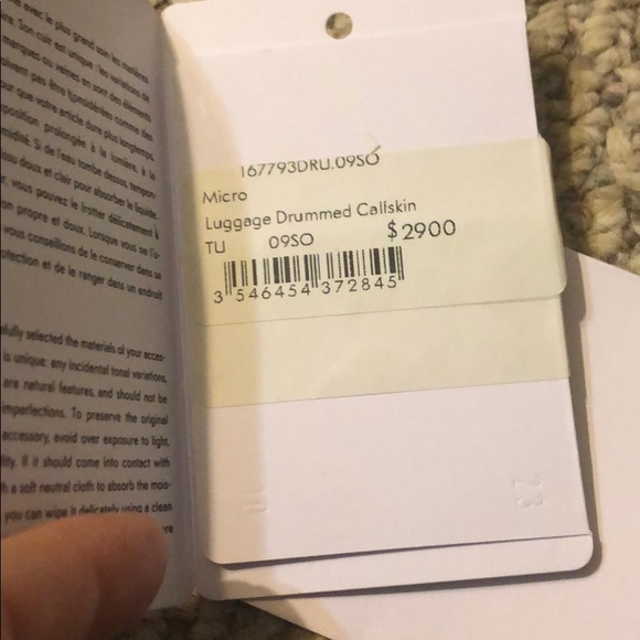 Celine - Picture 5 of 6